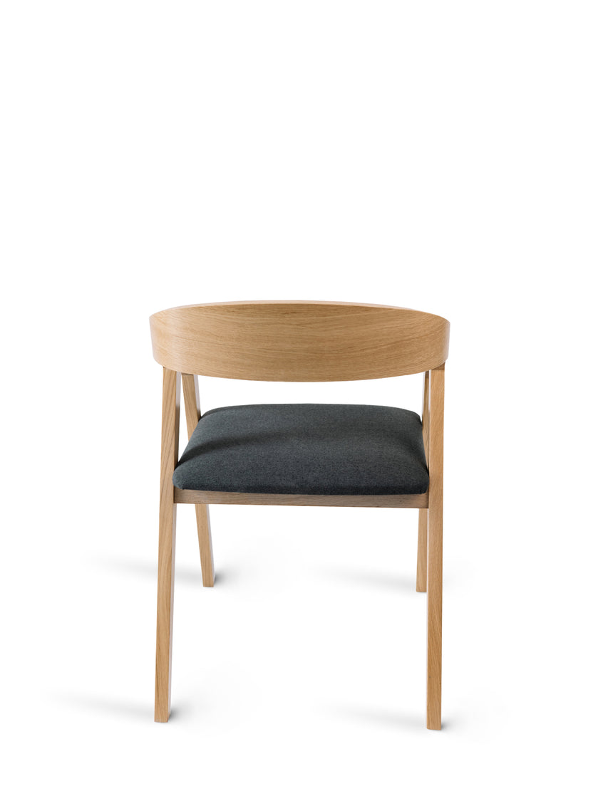 Frame étkezőszék - választható kárpitozással/pácolással