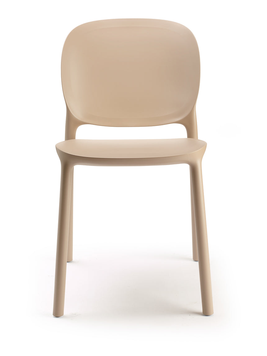 Silla de exterior Hug I. - en diferentes colores