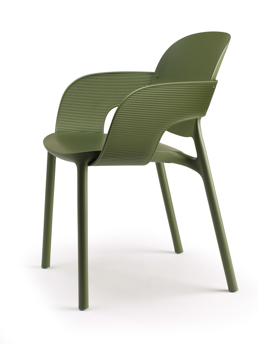 Silla de exterior Hug II. - en diferentes colores