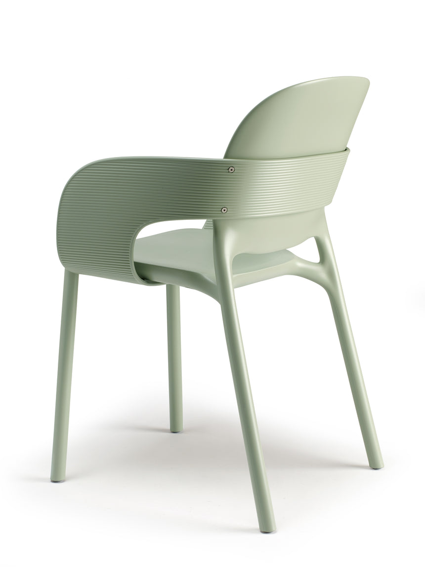 Silla de exterior Hug II. - en diferentes colores