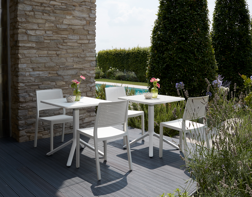 Mesa basculante ECO disponible en varios tamaños y colores