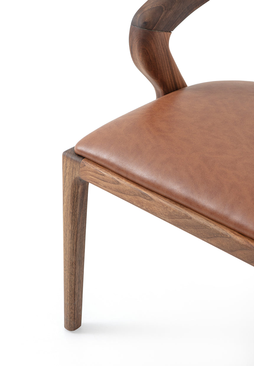 Isla éttermi szék, választható kárpitozással, pácolással