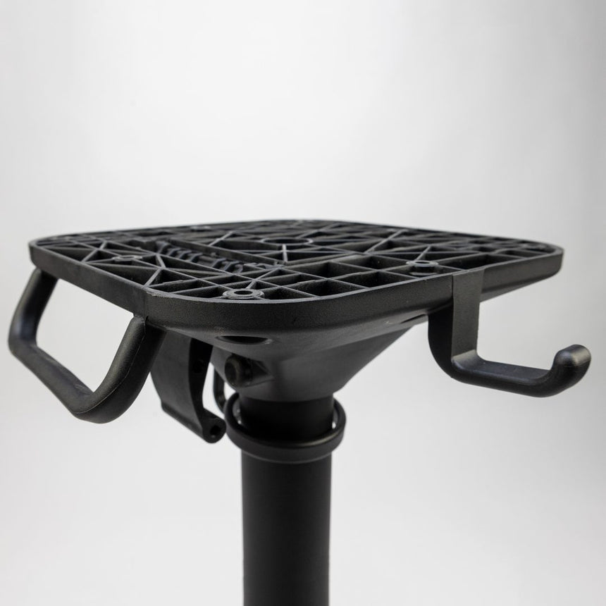 Asztalláb KJ Livia, különböző színbenekben