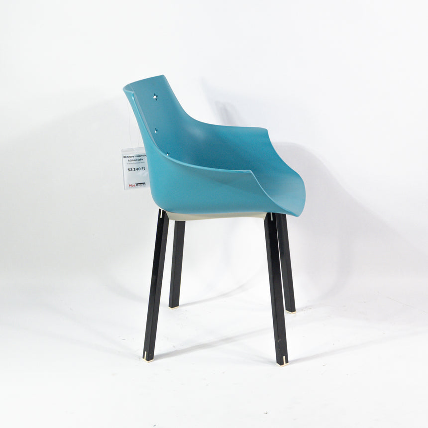 Silla de plástico OT More con patas de metal