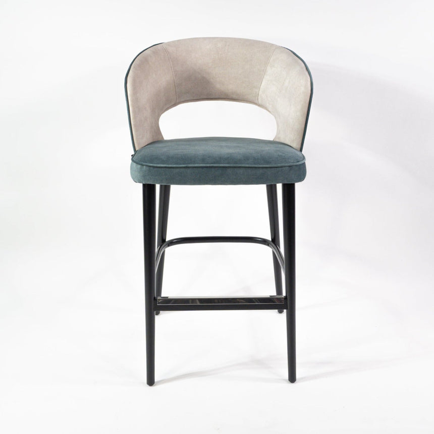 Taburete de bar para restaurante SIGMA II: comodidad profesional y diseño moderno