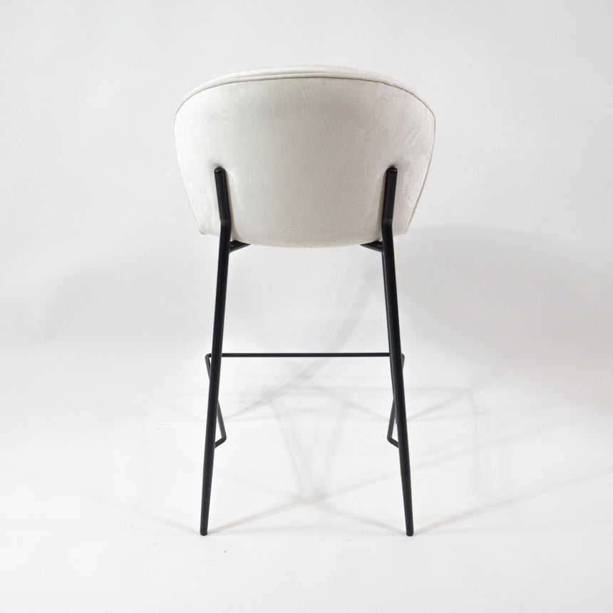 Taburete de bar cómodo KL Lily de 65 cm en color crema, con estructura negra