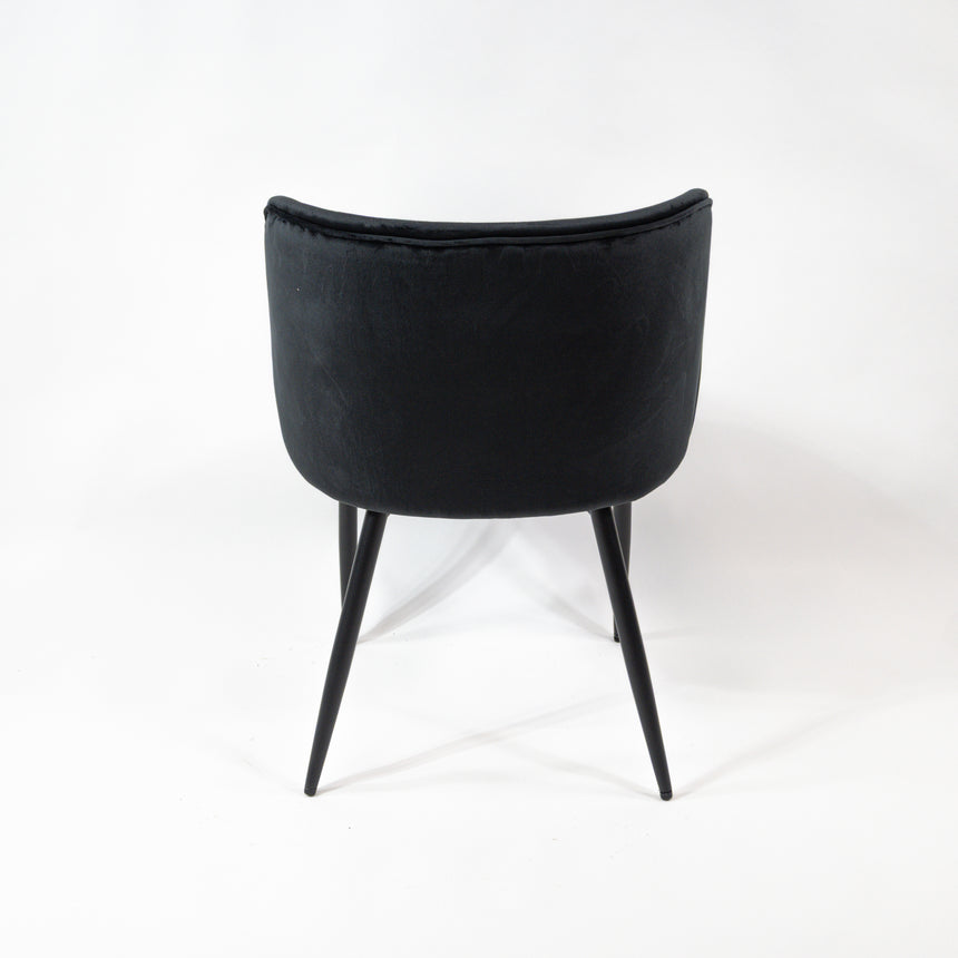 Silla de comedor reforzada KL Violet en color negro, edición negra