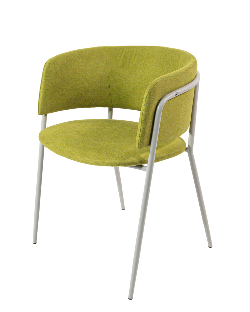 Silla de comedor Julia con opción de tela y color de patas.