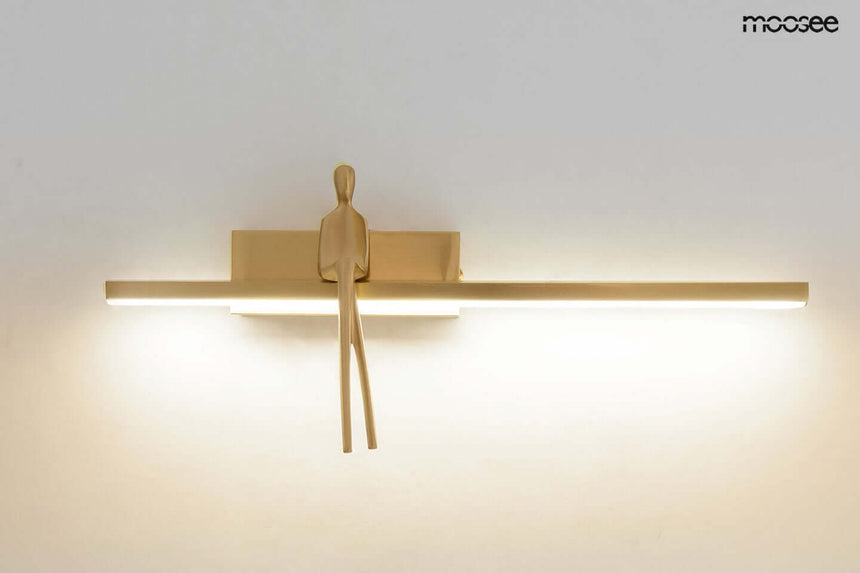 Lámpara de pared para niño dorada