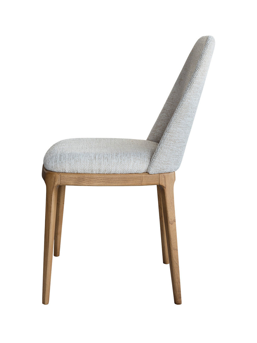 Silla Nora, disponible en varios colores.