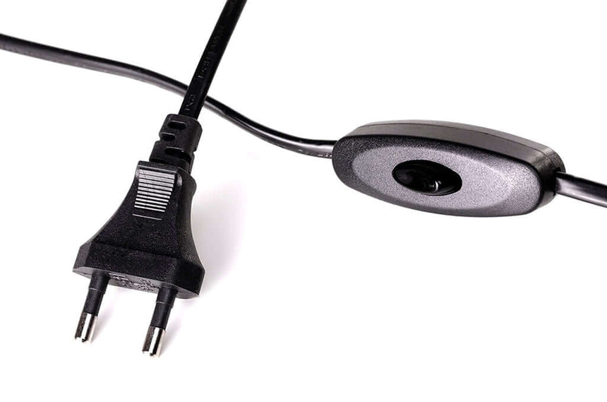 Lámpara de mesa Fungo dorada