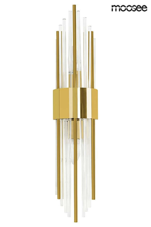 82. Lámpara de pared Amanda dorada