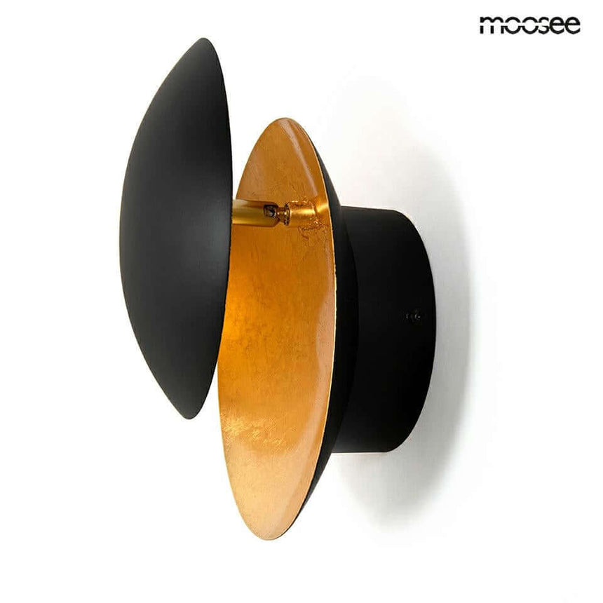 9. Lámpara de pared Eclise dorada/negra