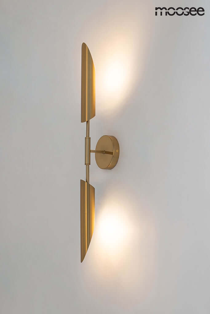 39. Locca fali lámpa arany