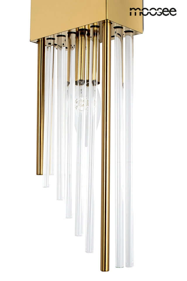 Lámpara de pared inclinada dorada