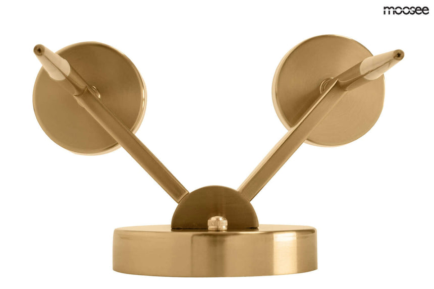 6. Lámpara de pared Torch Twin dorada