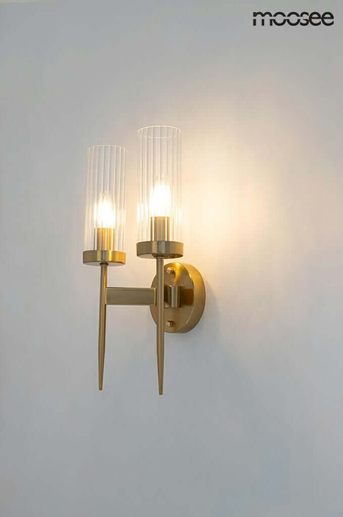 6. Lámpara de pared Torch Twin dorada