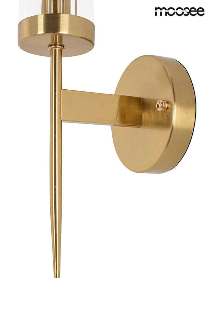 5. Lámpara de pared antorcha dorada