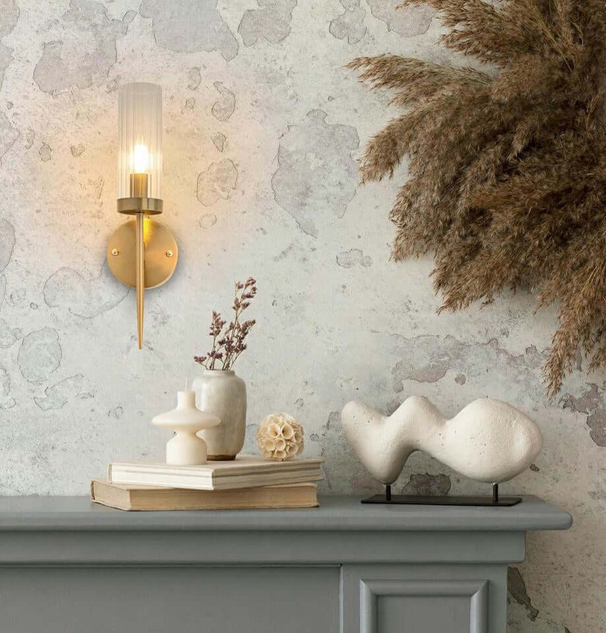 5. Lámpara de pared antorcha dorada