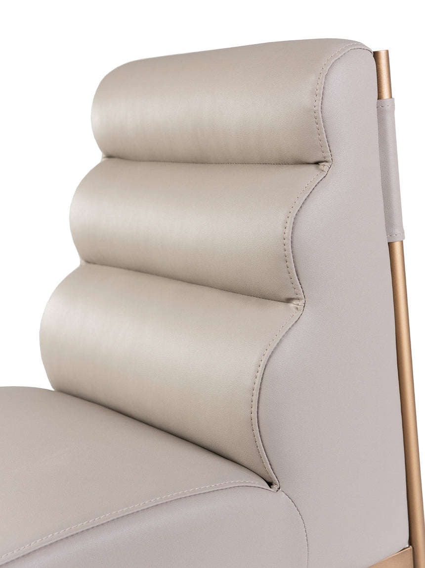 Silla Luna, disponible en varios colores.