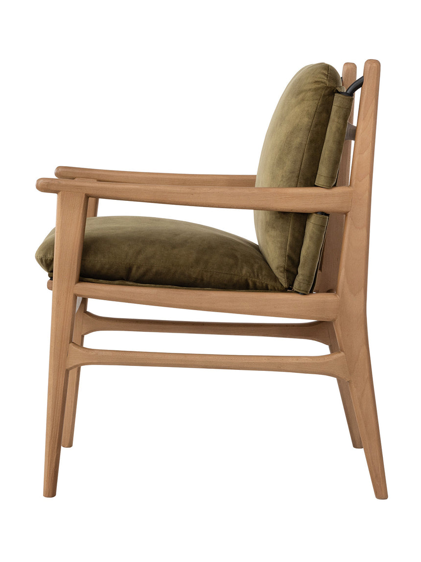 Silla Arlo, disponible en varios colores.