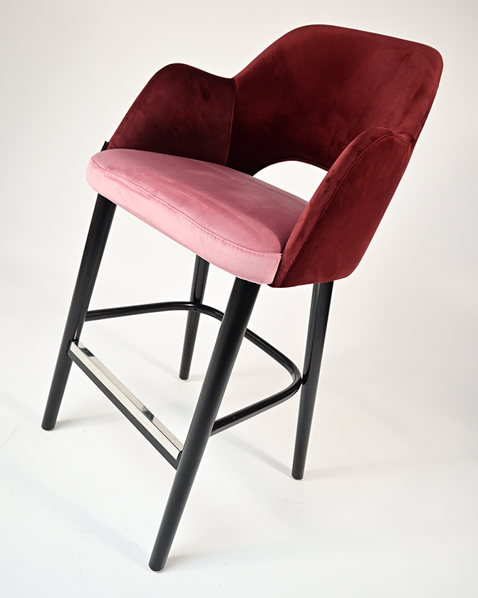 LARA I éttermi bárszék – modern megjelenés, professzionális kényelem