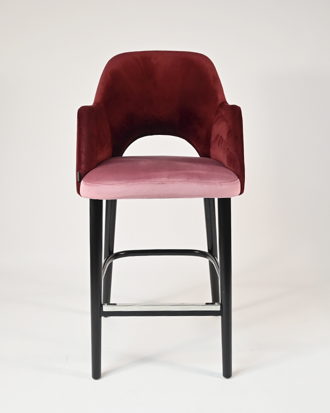 LARA I éttermi bárszék – modern megjelenés, professzionális kényelem