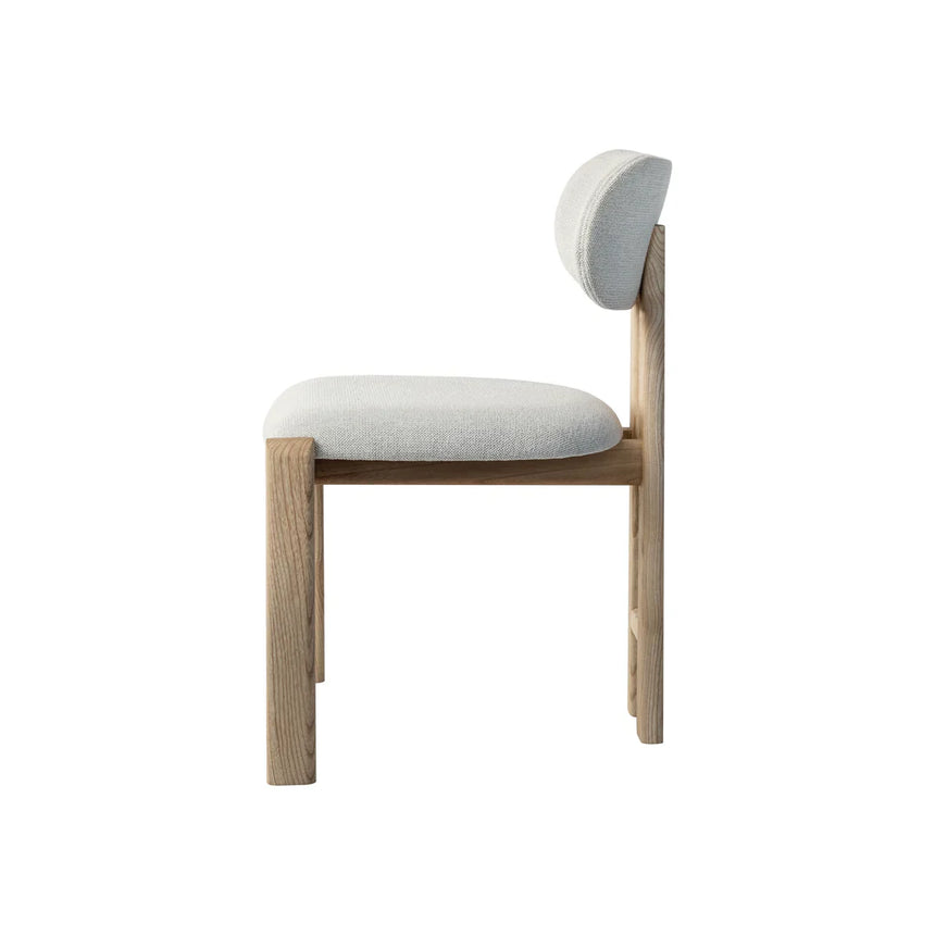 Silla Mira, disponible en varios colores.