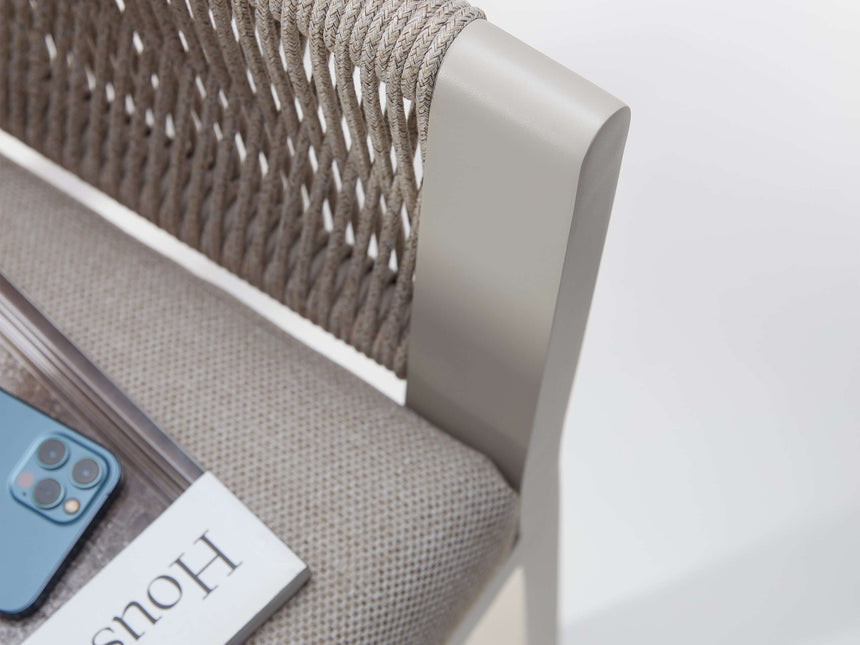 Conjunto de comedor de jardín Higold Borromeo de 6 plazas en color topo