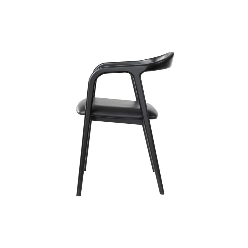 Silla Noel, disponible en varios colores.