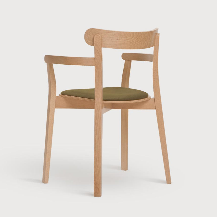 Silla tapizada Icho B-4420 de Paged