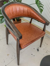 Silla Parma, con tapizado y tinte opcionales