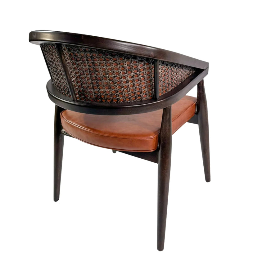 Silla Parma, con tapizado y tinte opcionales