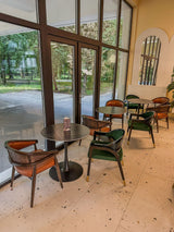 Silla de restaurante Wind, con tapizado y tinte opcionales