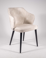 Silla de comedor OL Andor resistente en color perla