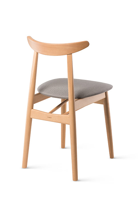 Silla de restaurante de madera Finn A-1609