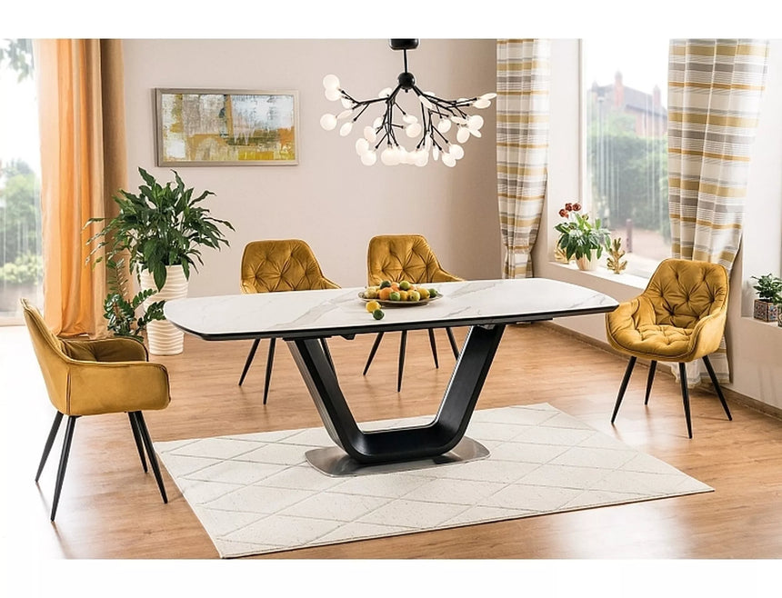 Silla de terciopelo cereza III.